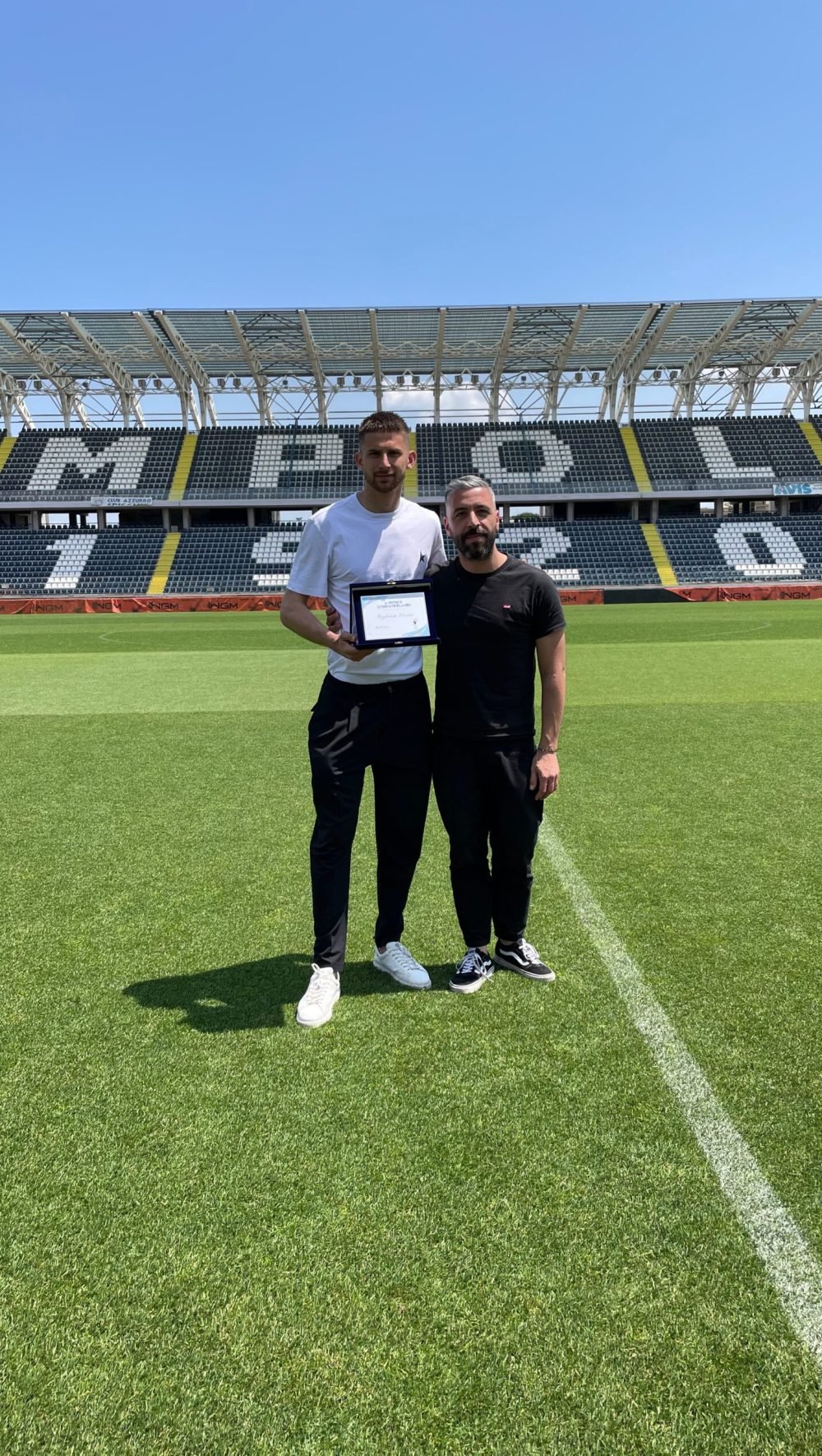 vicario goalkeepermania